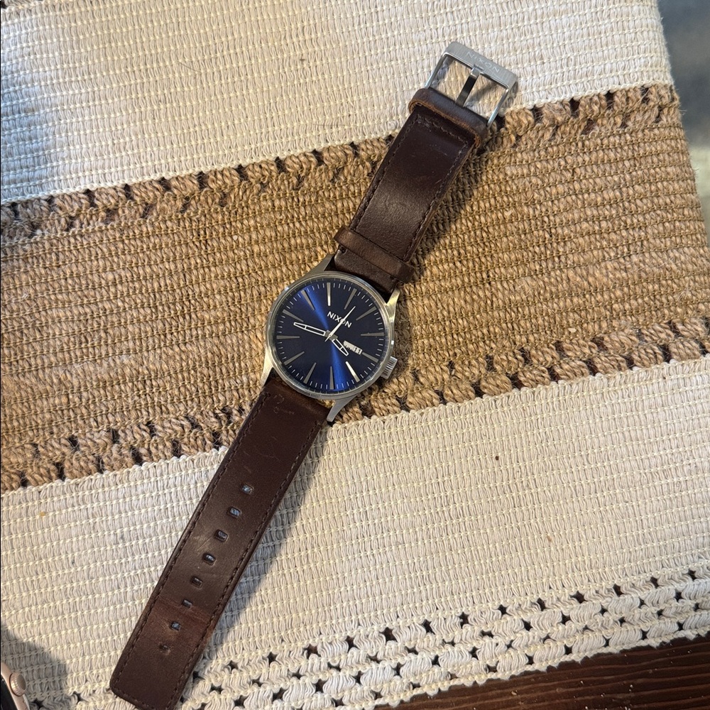Nixon Men's Blue Dial